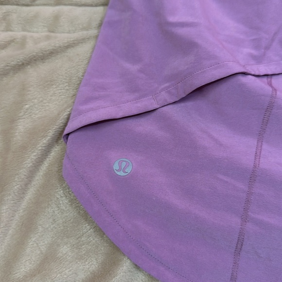 Lululemon shorts - Picture 7 of 8